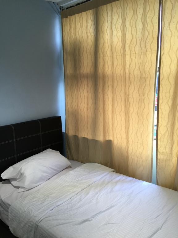 Miri Budget Inn Номер фото